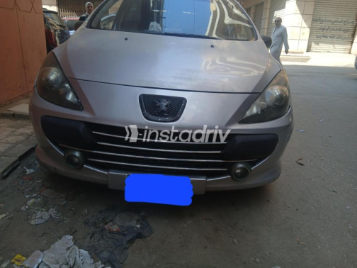 Peugeot 307 2008 Silver Automatic Used for Sale in Tanta - 1