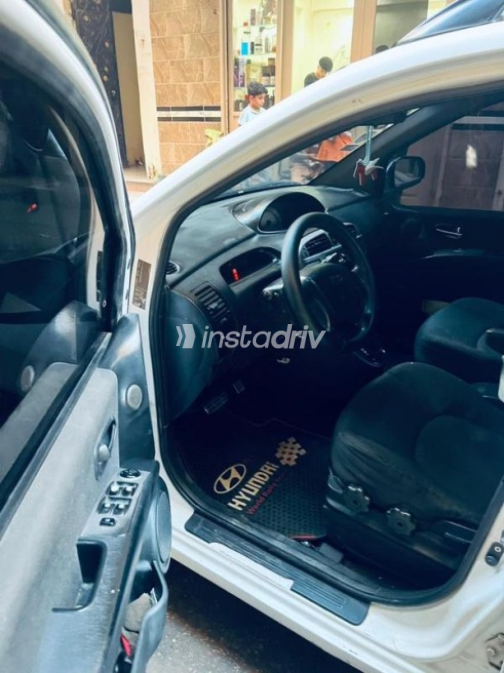 Hyundai Matrix 2001 White Automatic Used for Sale in Beheira - 9