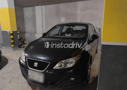 Seat Ibiza 2012 Black Automatic Used for Sale in Sheikh Zayed City - 4