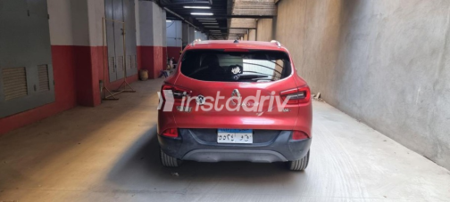 Renault Kadjar 2018 Red Automatic Used for Sale in 6 October - 5