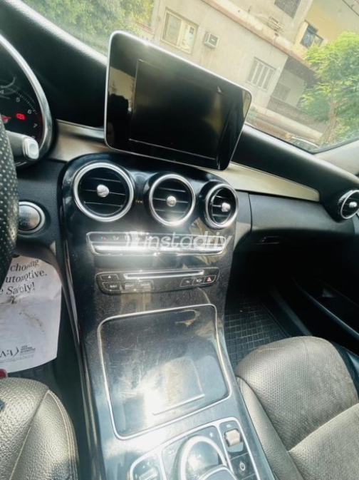 Mercedes C 180 2015 Black Automatic Used for Sale in Cairo - 1