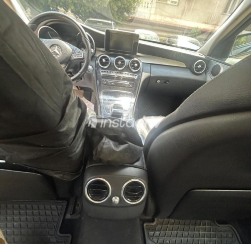 Mercedes C 180 2015 Black Automatic Used for Sale in Cairo - 5