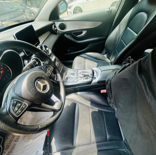 Mercedes C 180 2015 Black Automatic Used for Sale in Cairo - 10