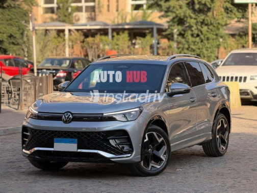 Volkswagen Tiguan 2025 Silver Automatic Used for Sale in Cairo - 1
