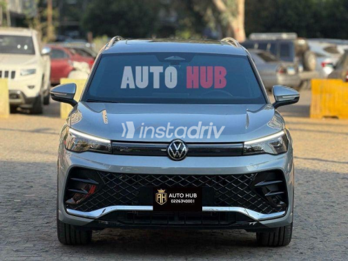 Volkswagen Tiguan 2025 Silver Automatic Used for Sale in Cairo - 2