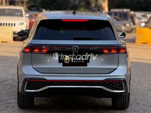 Volkswagen Tiguan 2025 Silver Automatic Used for Sale in Cairo - 5