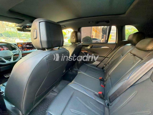 Volkswagen Tiguan 2025 Silver Automatic Used for Sale in Cairo - 9
