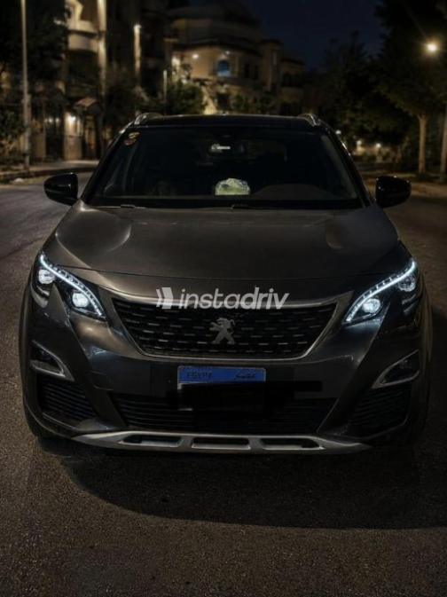 Peugeot 5008 2019 Dark Gray Automatic Used for Sale in Cairo - 2