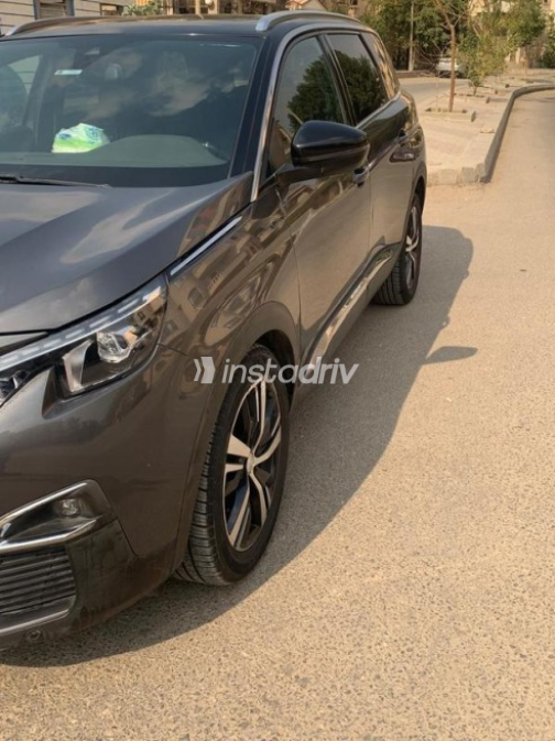 Peugeot 5008 2019 Dark Gray Automatic Used for Sale in Cairo - 5