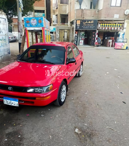 Toyota Corolla 1997 Red Manual Used for Sale in Cairo - 1