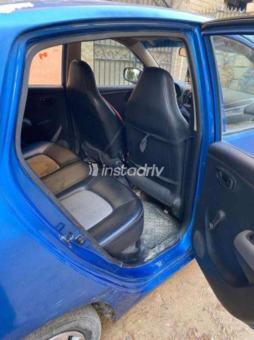 Hyundai I10 2009 Blue Manual Used for Sale in Giza - 5