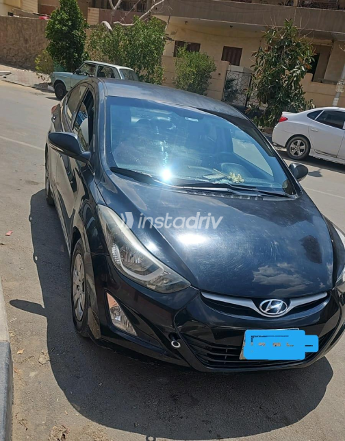 Hyundai Elantra 2016 Black Automatic Used for Sale in Greater Cairo ( Cairo + Giza) - 2