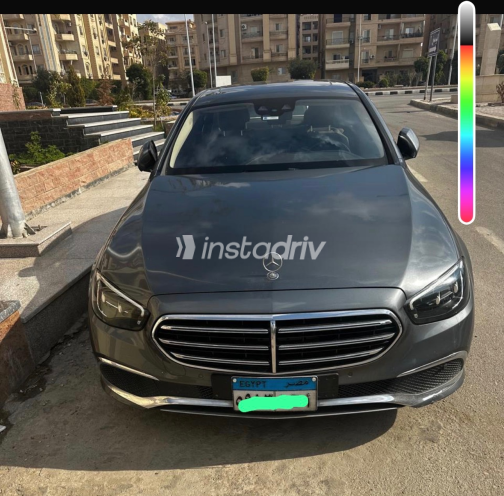 مرسيدس E 200 2021 رمادي أوتوماتيك مستعملة للبيع في القاهرة الكبرى ( القاهرة - الجيزة) - 1