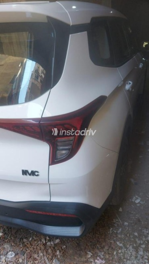 Kia Carens 2024 White Automatic Used for Sale in Greater Cairo ( Cairo + Giza) - 3