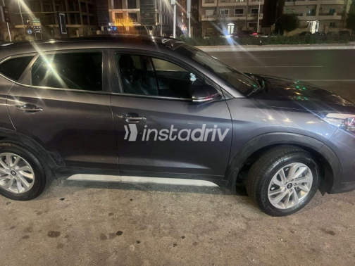 Hyundai Tucson 2018 Silver Automatic Used for Sale in 6 October - 3