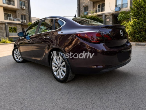Opel Astra 2016 Black Automatic Used for Sale in Nasr city - 6