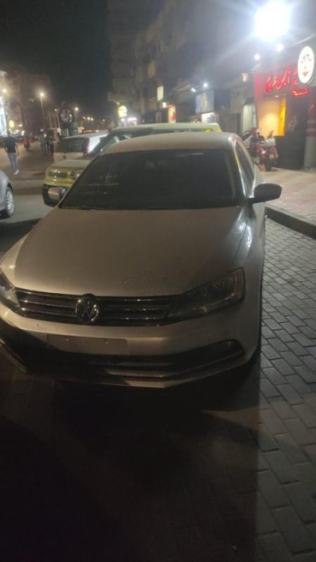 Volkswagen Jetta 2016 Silver Automatic Used for Sale in Damietta