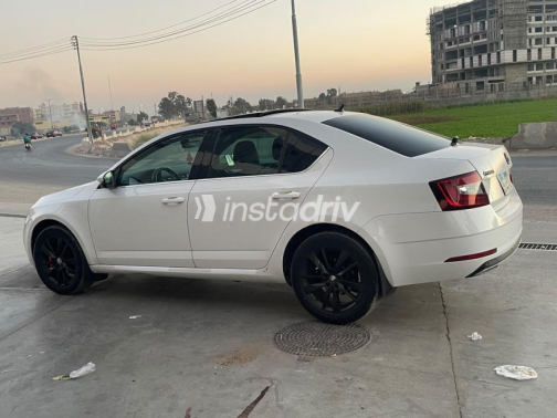 سكودا اوكتافيا A7 2020 أبيض أوتوماتيك مستعملة للبيع في المحلة - 7