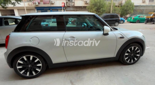 Mini Cooper 2015 Silver Automatic Used for Sale in Maadi - 1