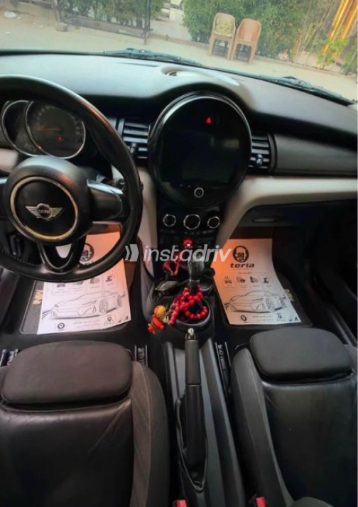 Mini Cooper 2015 Silver Automatic Used for Sale in Maadi - 4
