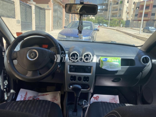 Renault Sandero 2013 Black Automatic Used for Sale in Cairo - 6