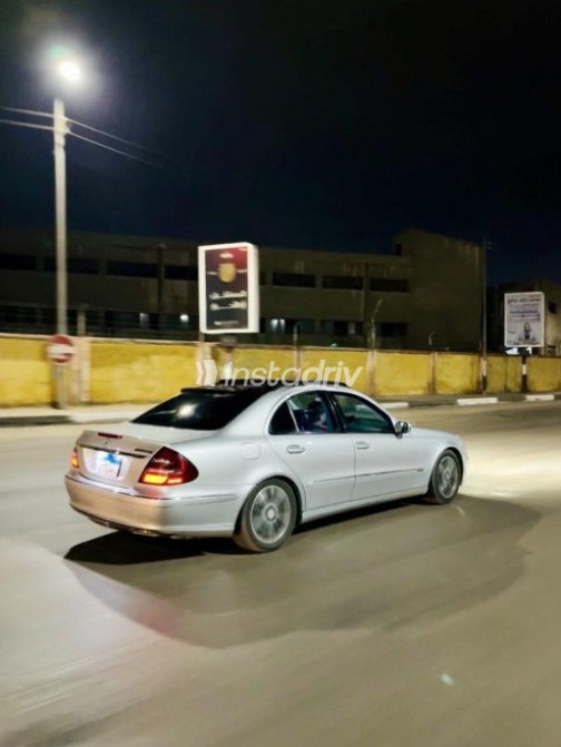 مرسيدس 320 2004 فضي أوتوماتيك مستعملة للبيع في الشرقية - 4