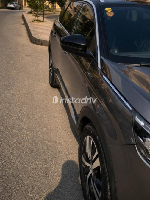 Peugeot 5008 2019 Mocha Automatic Used for Sale in 6 October - 7