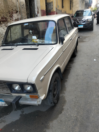 Lada 2105 1981 White Manual Used for Sale in Greater Cairo ( Cairo + Giza)