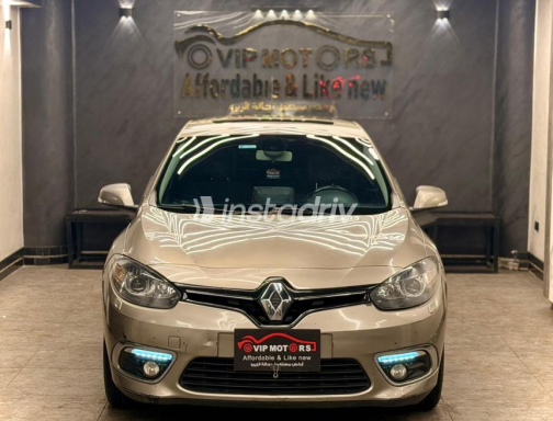 Renault Fluence 2016 Gold Automatic Used for Sale in Cairo - 1