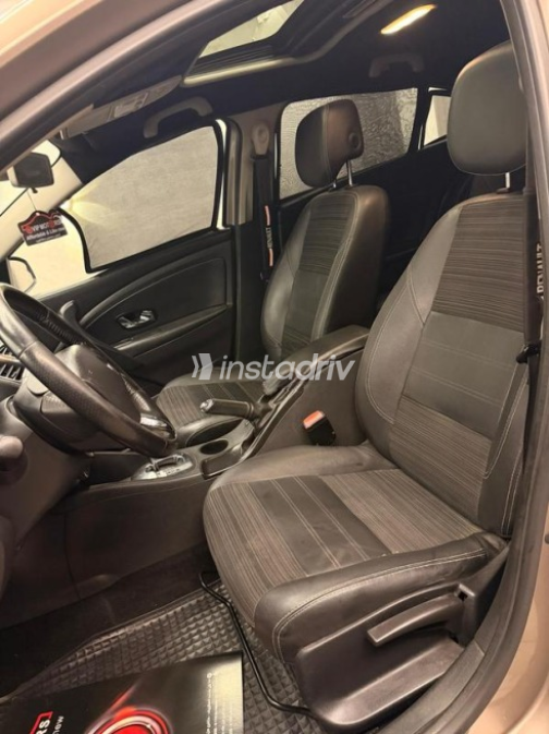 Renault Fluence 2016 Gold Automatic Used for Sale in Cairo - 10