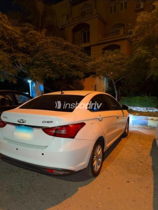 Chery Arrizo 5 2023 White Automatic Used for Sale in Sheikh Zayed City - 5
