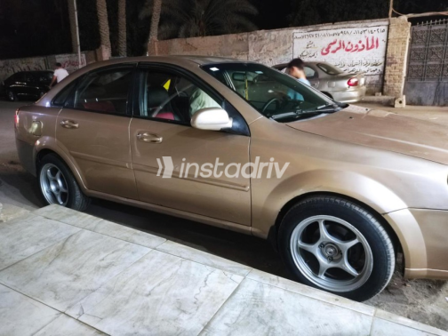 شيفروليه أوبترا 2009 برونزي أوتوماتيك مستعملة للبيع في الجيزة - 7