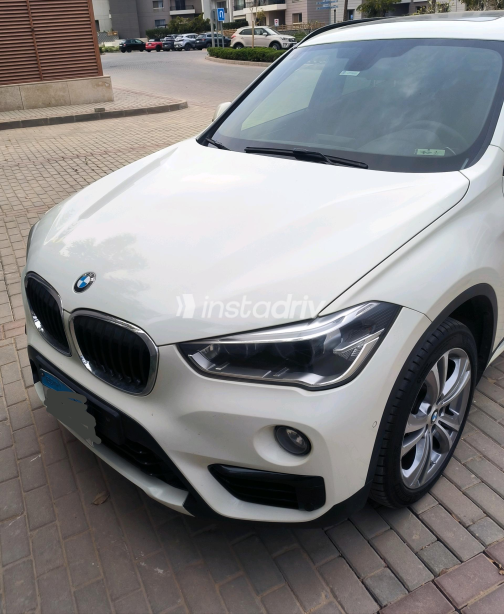 BMW X1 2019 White Automatic Used for Sale in Greater Cairo ( Cairo + Giza) - 2