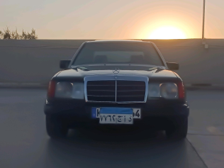 Mercedes E 200 1988 Black Automatic Used for Sale in Greater Cairo ( Cairo + Giza)