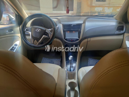 هيونداي اكسنت RB 2012 أبيض أوتوماتيك مستعملة للبيع في بنها - 5