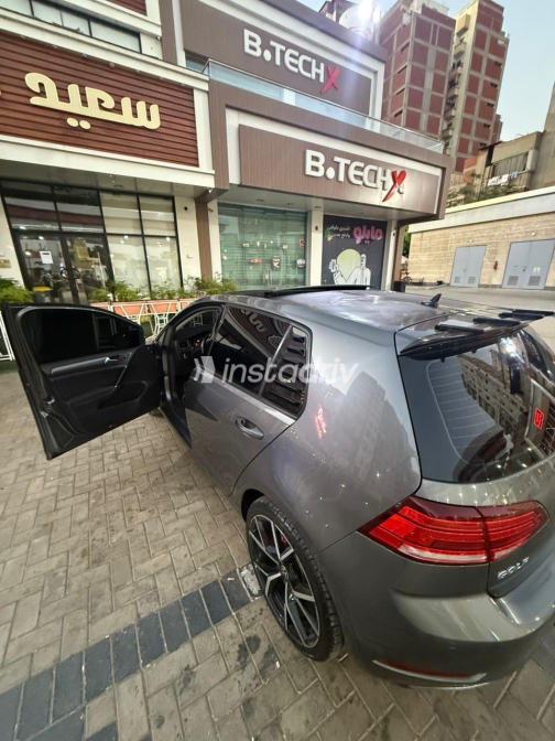 Volkswagen Golf 7 2019 Dark Gray Automatic Used for Sale in Greater Cairo ( Cairo + Giza) - 10
