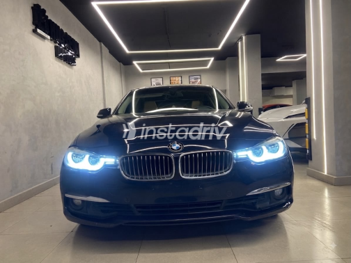 BMW 320 2017 White Automatic Used for Sale in Greater Cairo ( Cairo + Giza) - 3