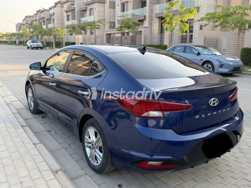 Hyundai Elantra AD 2024 Blue Automatic Used for Sale in Greater Cairo ( Cairo + Giza) - 5