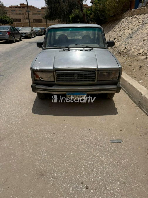 Lada 2107 2010 Gray Manual Used for Sale in Greater Cairo ( Cairo + Giza) - 2