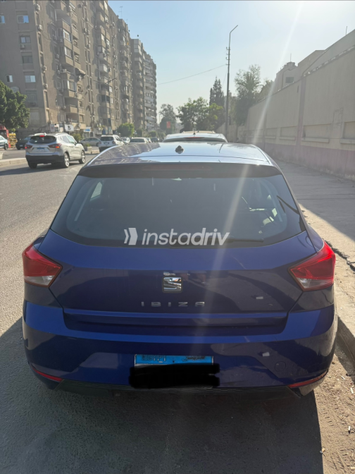 Seat Ibiza 2019 Blue Automatic Used for Sale in Greater Cairo ( Cairo + Giza) - 3