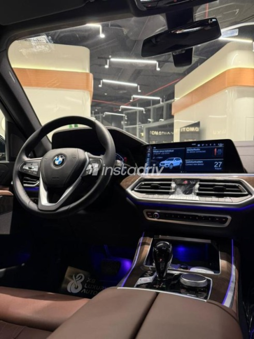 بي ام دبليو X5 M 2023 أبيض أوتوماتيك مستعملة للبيع في القاهرة - 6