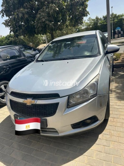 Chevrolet Cruze 2010 Silver Automatic Used for Sale in Greater Cairo ( Cairo + Giza) - 2