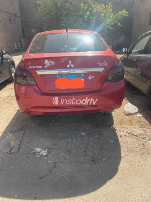 Mitsubishi Attrage 2014 Red Automatic Used for Sale in Cairo - 6
