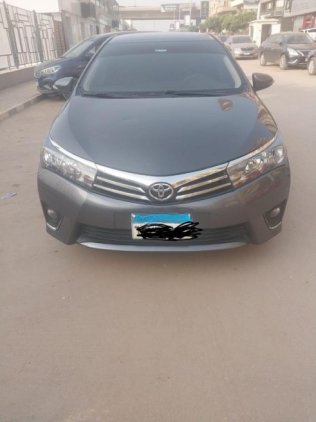 Toyota Corolla 2014 Silver Automatic Used for Sale in Touhk