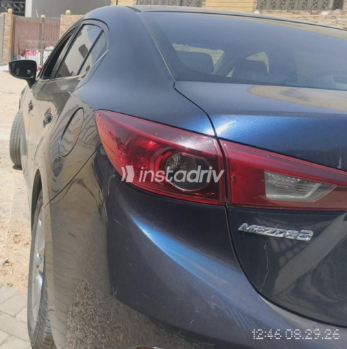 Mazda 3 2017 Dark Blue Automatic Used for Sale in 10th of Ramadan - 9