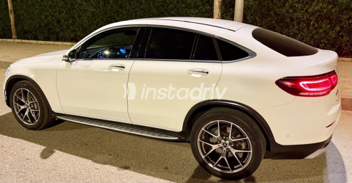 مرسيدس GLC 300 2020 أبيض أوتوماتيك مستعملة للبيع في القاهرة الكبرى ( القاهرة - الجيزة) - 7