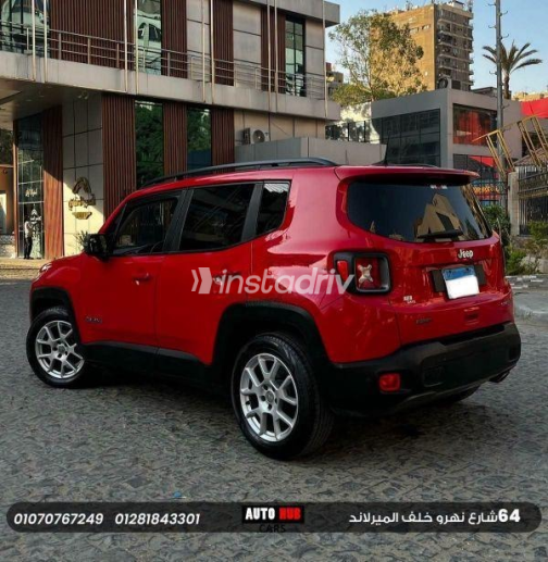 جيب رينيجيد 2019 أحمر أوتوماتيك مستعملة للبيع في القاهرة - 6