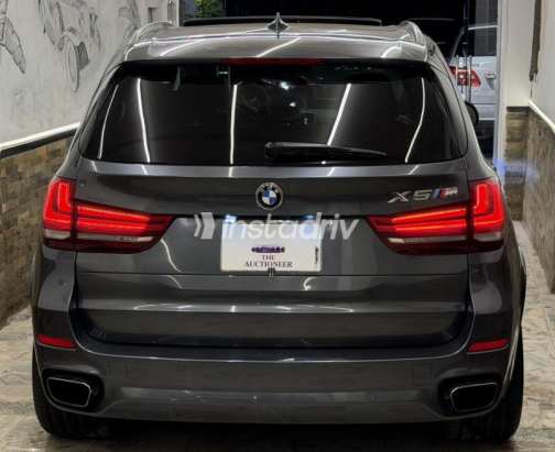 BMW X5 M 2015 Gray Automatic Used for Sale in Cairo - 2