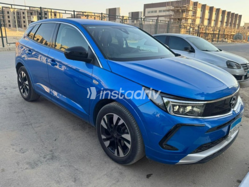 Opel Grandland 2024 Blue Automatic Used for Sale in Sheikh Zayed City - 5