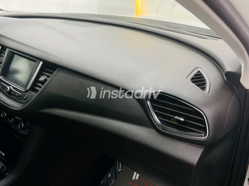Opel Grandland 2018 White Automatic Used for Sale in Greater Cairo ( Cairo + Giza) - 8